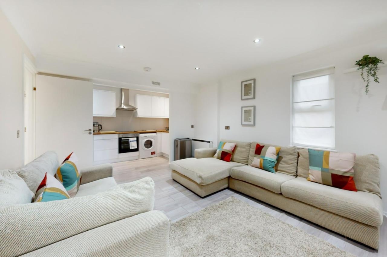 Appartamento Elegant 1Bed Flat With Parking 5 Min To Hackney Wick Londra Esterno foto